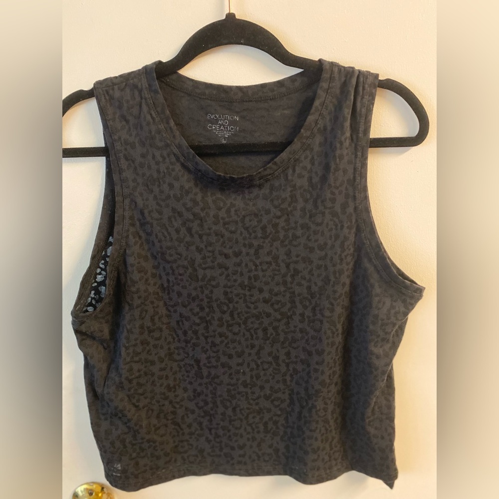 Women’s Semi Cropped Muscle Tank. Sheer workout top, only worn once